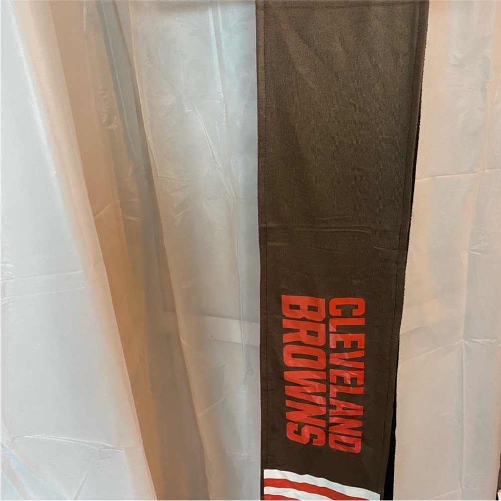 Cleveland Browns Brown Scarf with detail